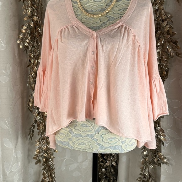 We The Free Pink Flowy Relaxed Boho Cottagecore Blouse XS Raw Hem Button Front - Picture 7 of 10